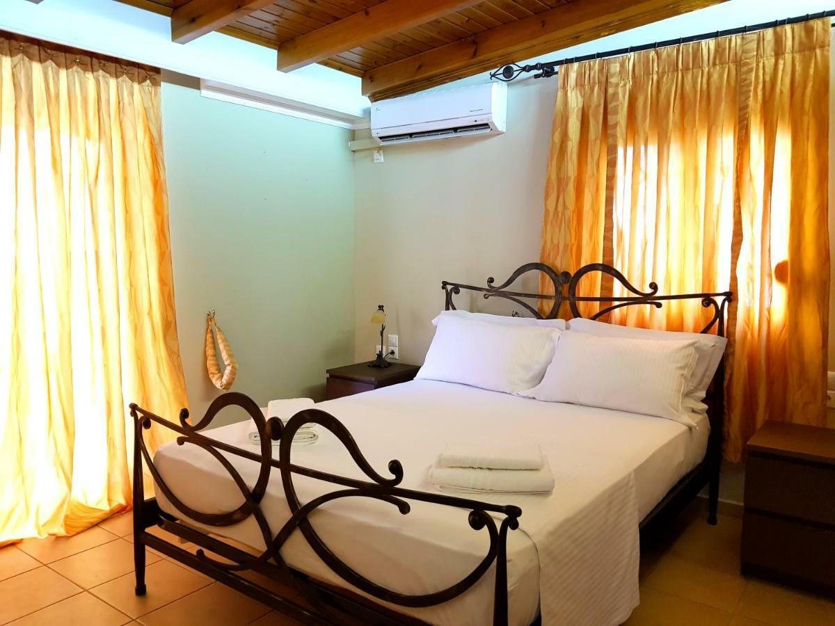 Villa Smeralda Sarandë Exterior foto